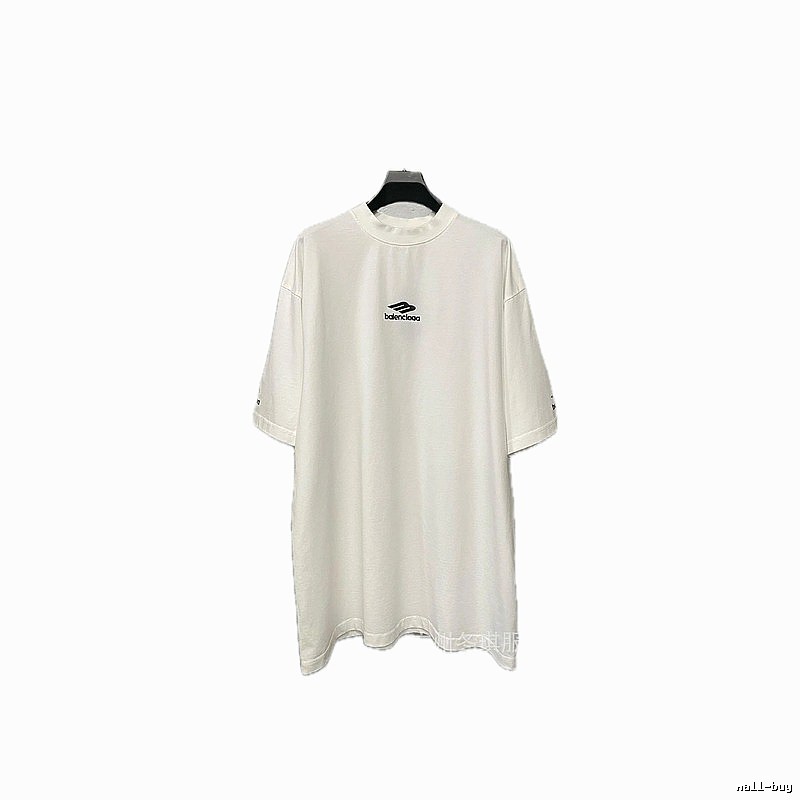 Balenciaga minimalist style white T-shirt