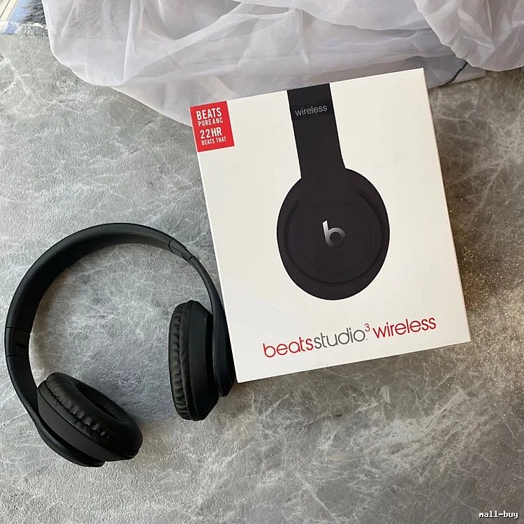 Beats Studio Wireless Headphones in Black