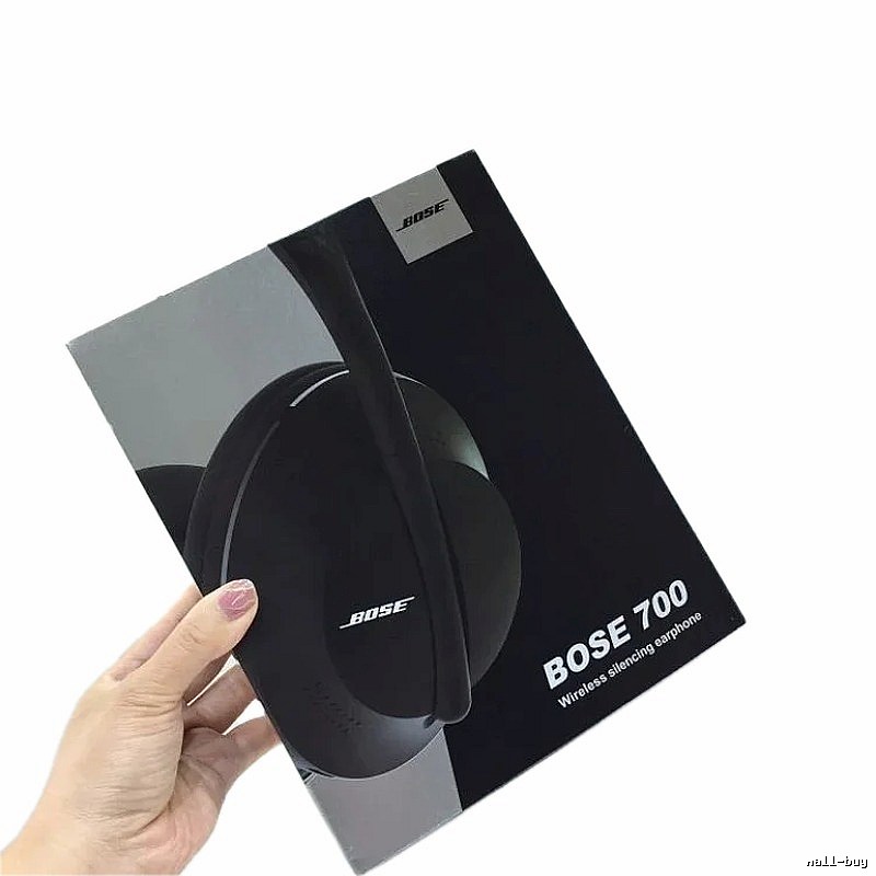Bose 700 Wireless Headphones in Black