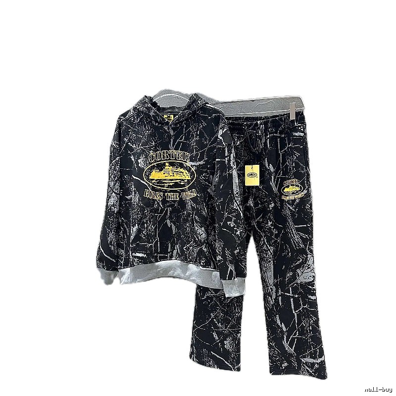 Corteiz Graffiti Style Black and Grey Suit