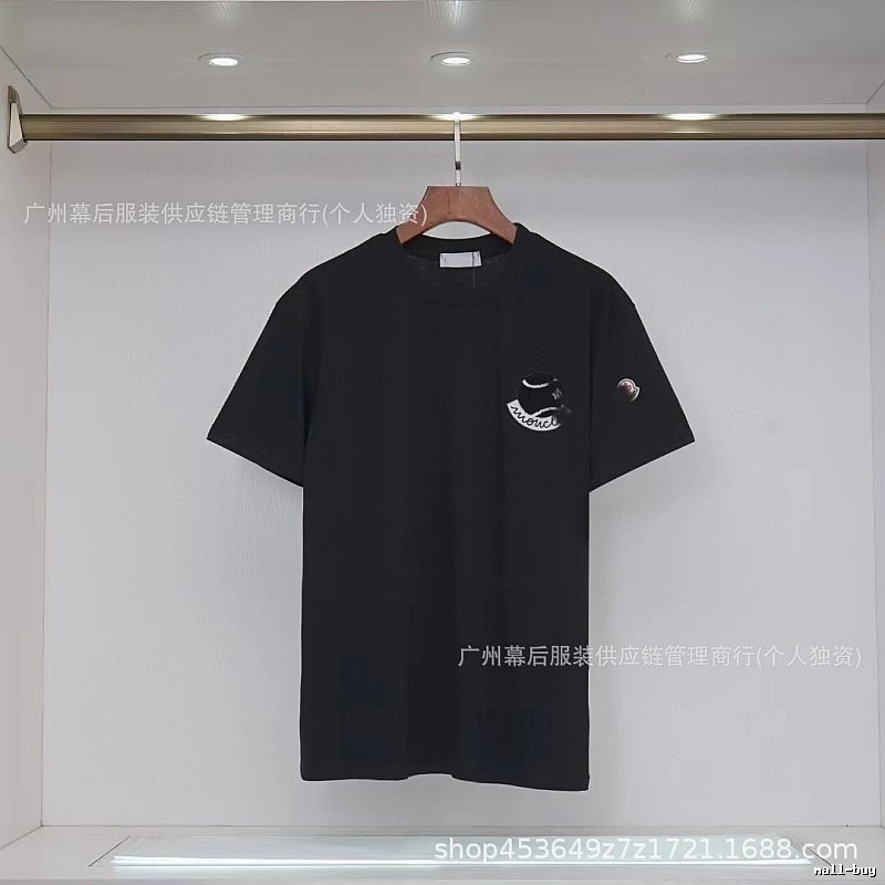 Moncler Embroidered Casual Black Short-sleeve T-shirt
