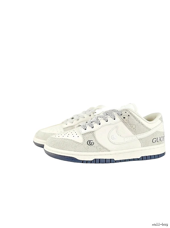 Nike Dunk Co-branded White and Grey Sports Shoes