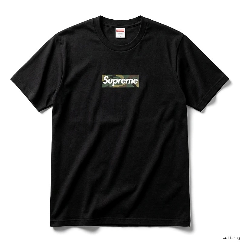 Supreme camouflage-style black T-shirt