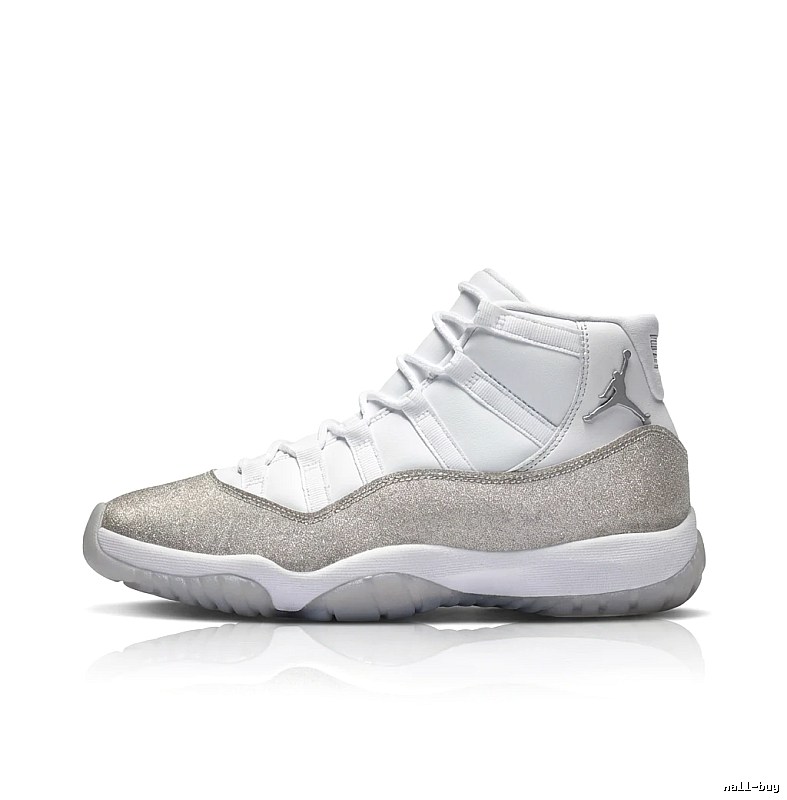 Trendy Silver and White Jordan AJ11 Sports Shoes